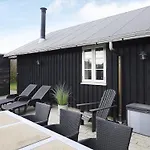 4 Star Holiday Home In Ringkobing Hébergement de vacances *