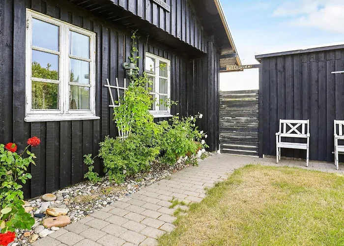 8 Person In Ringkobing-by Traum